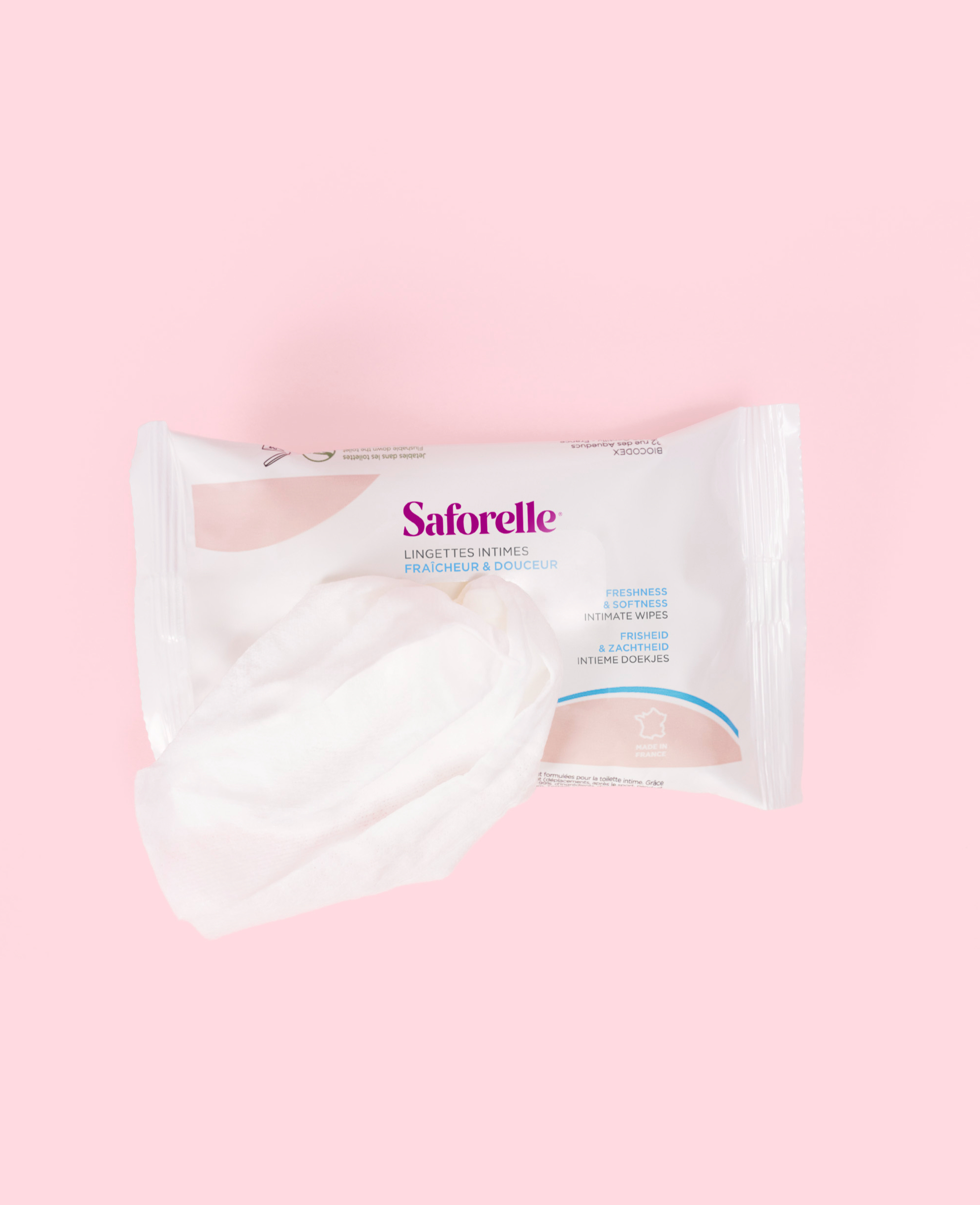 Lingettes Intimes Fraîcheur & Douceur, nettoie, apaise et apporte une sensation de fraicheur, peaux sèches et normales