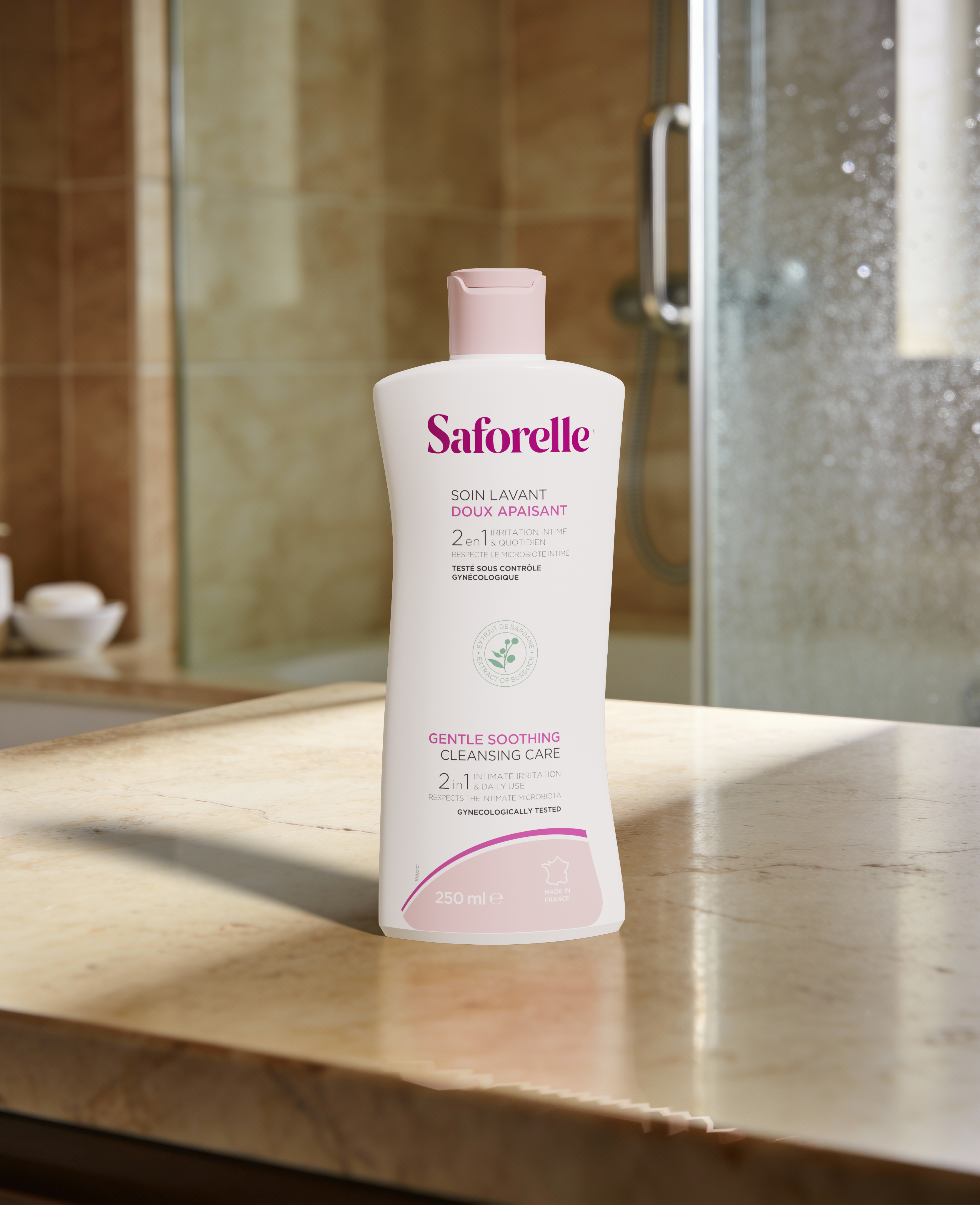 Flacon soin lavant intime doux et apaisant Saforelle pour l&