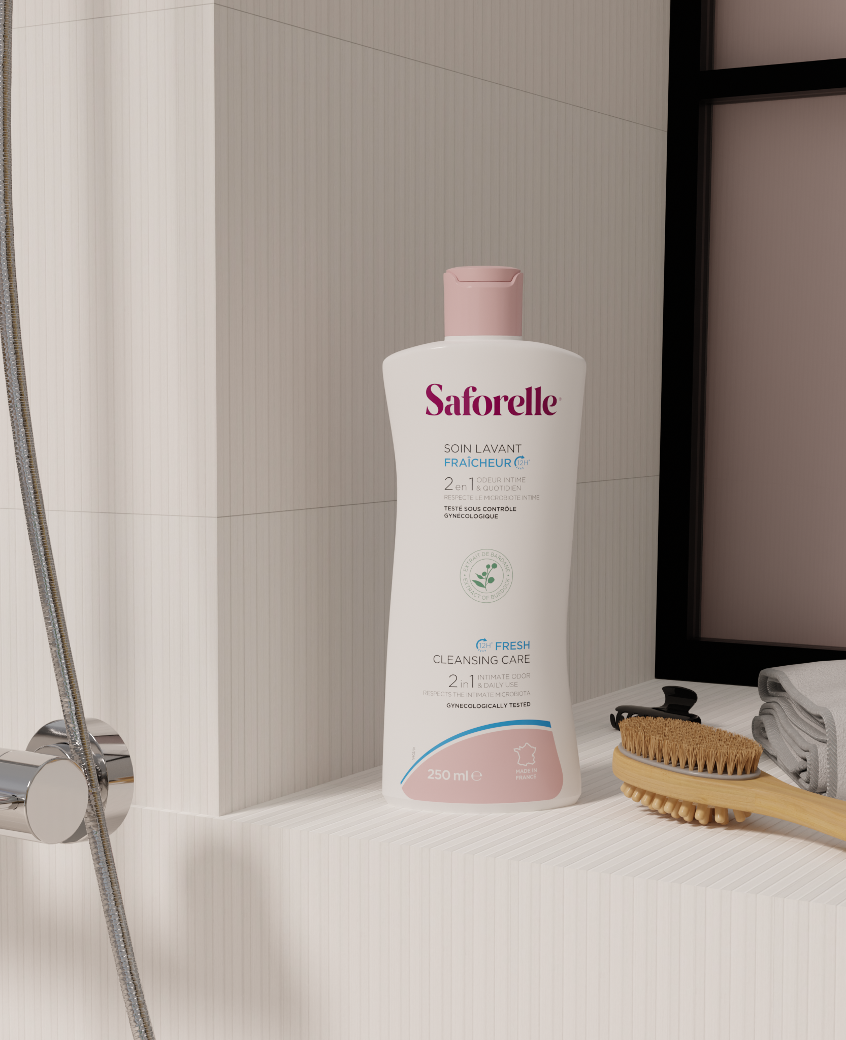 Soin lavant fraicheur Saforelle, procure une sensation de fraicheur  et limite les odeurs indésirables pendant 12h pour un meilleur confort 250 ml